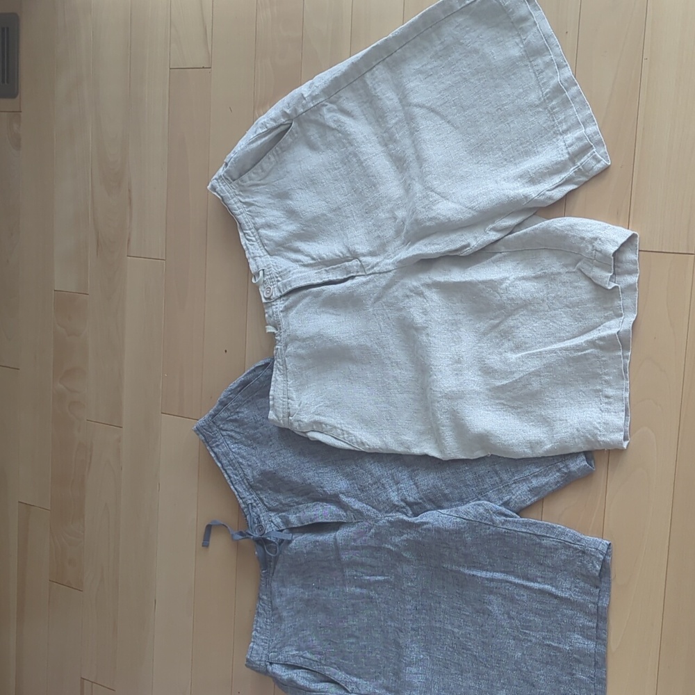 Like new linen Coldwater Creek shorts. Gray & tan. Size 12.